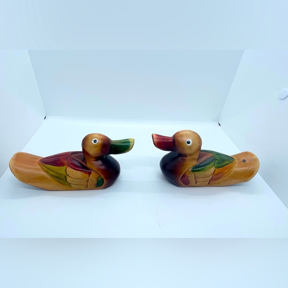 5 3/5" KOREAN WEDDING DUCKS WOODEN MANDARIN DUCK SET